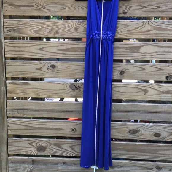 NEW YORK & COMPANY STRETCH BLUE MAXI DRESS WITH BEADED BELT FRONT - Picture 2 of 9